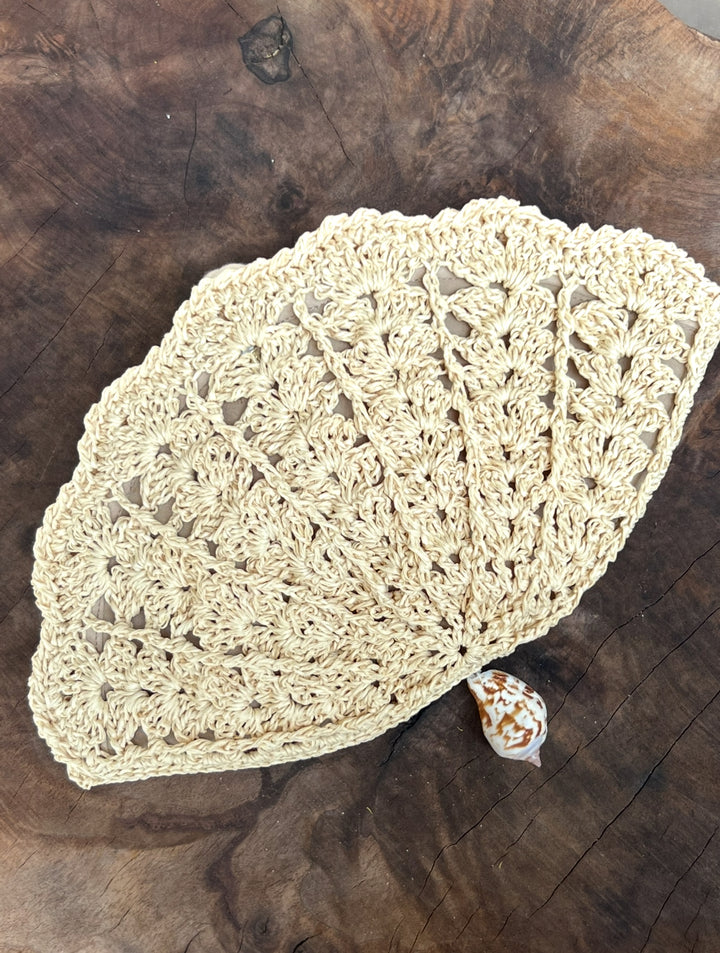 Raffia Shell Clutch